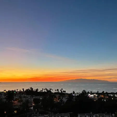 Cozy Ocean And La Gomera View 公寓